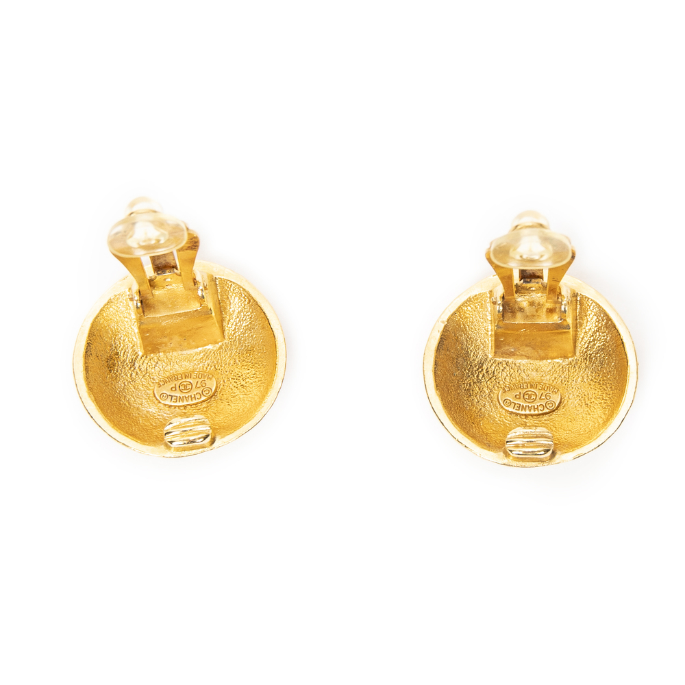 Chanel CC Round Clip On Earrings - Picture 3 of 3